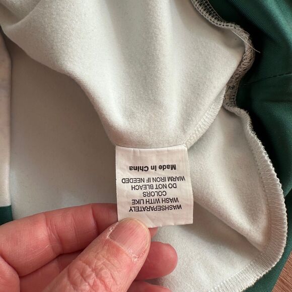 Christmas Cat Hoodie XL Green Snowflake Funny Holiday Sweatshirt - Picture 4 of 5